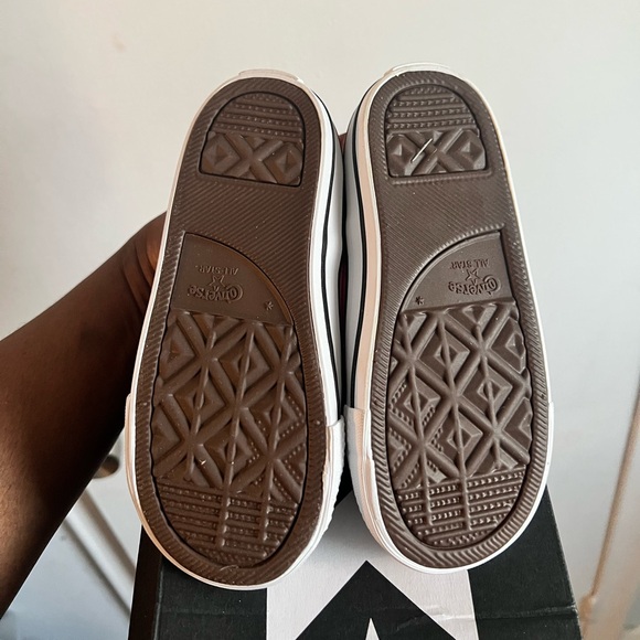 Converse Chuck Taylor Ox (BNIB) - Picture 7 of 8